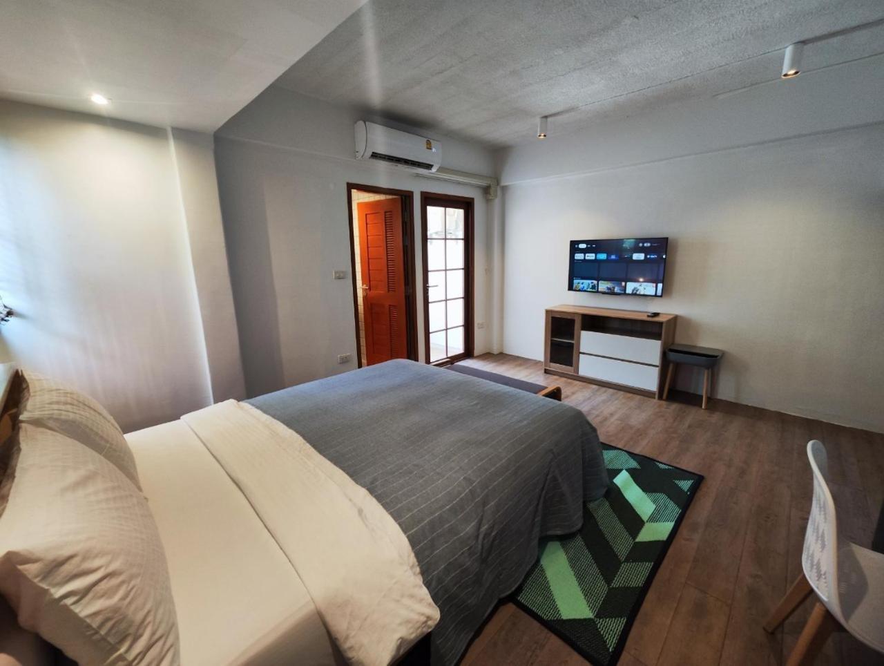Suneta Hostel Chiangmai Chiang Mai Exterior photo