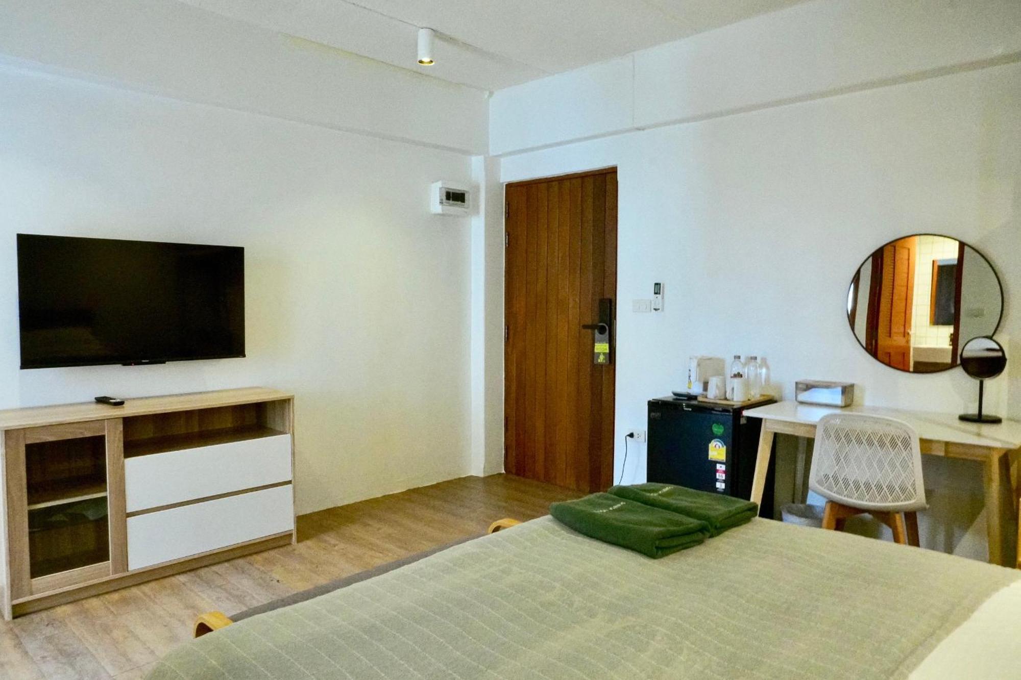 Suneta Hostel Chiangmai Chiang Mai Exterior photo